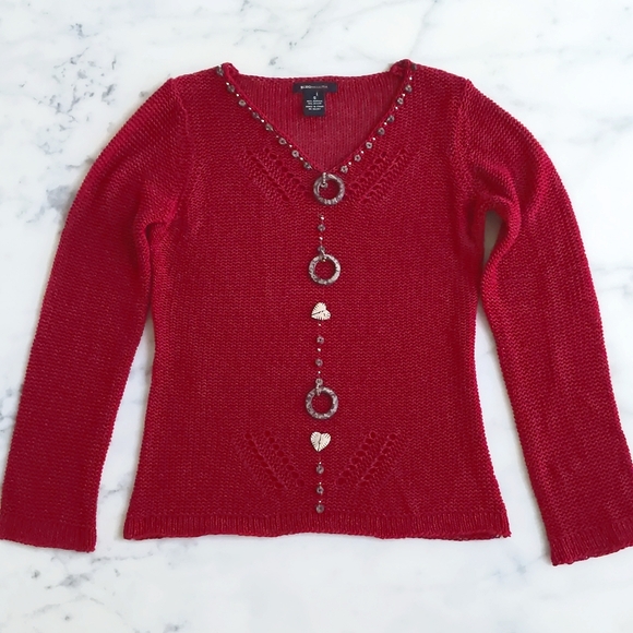 NWOT. BCBG Maxazria Acrylic and Nylon V-Neck Long Sleeve Crochet Sweater w/Decor - Picture 3 of 6